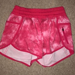 Lululemon Tracker Shorts Size 6
